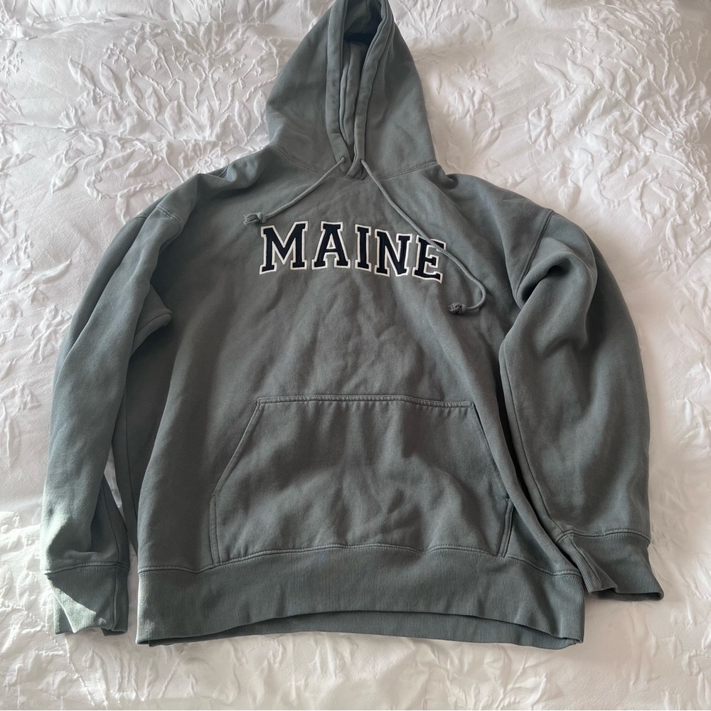 Brandy Melville Maine Pullover Hoodie - Olive Green